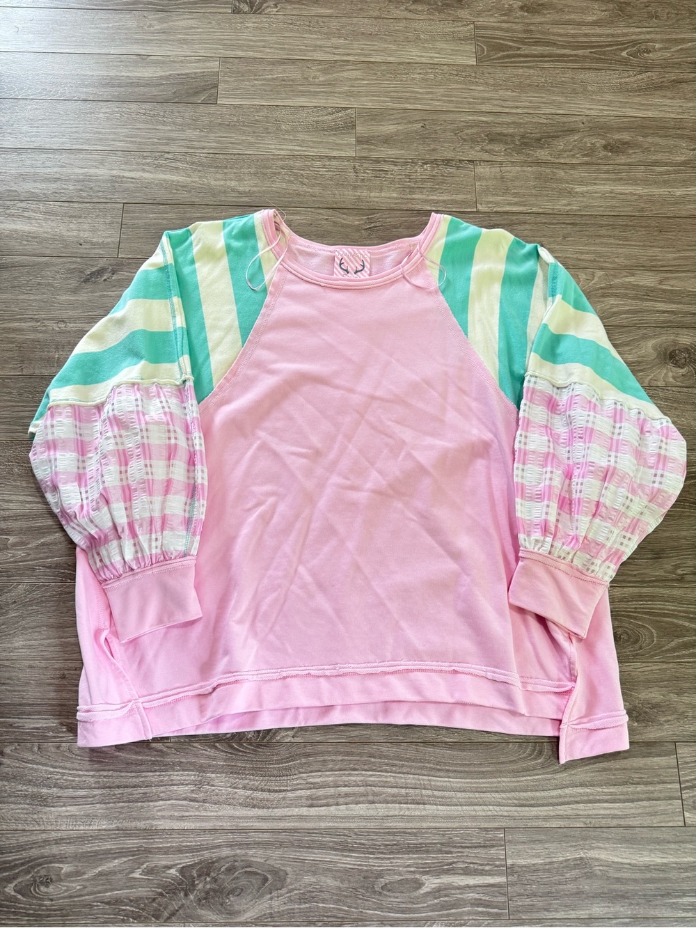 Fantastic Fawn Pastel Pink Raglan Sweatshirt with Striped Puff Sleeves